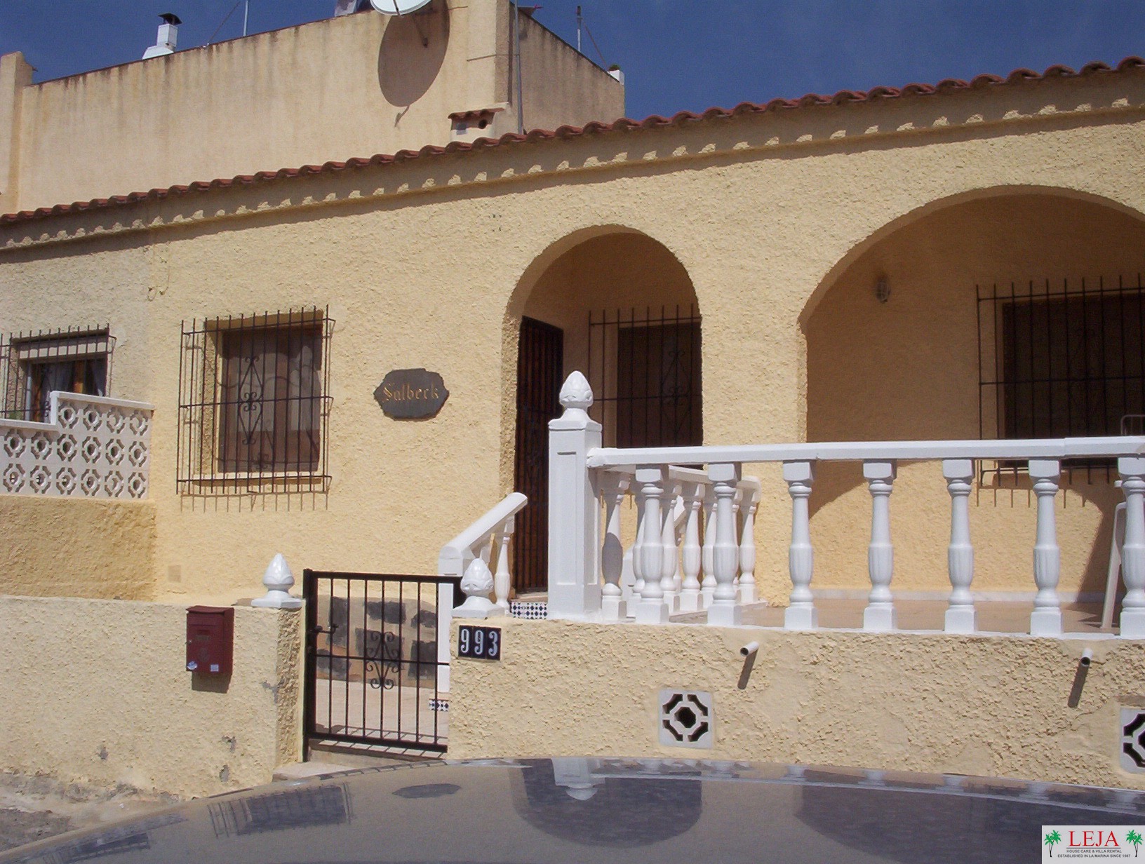 LJ00125 – A Mid terrace 2 Bedroom, 2 bathroom model “Fina” bungalow Sleeps 4