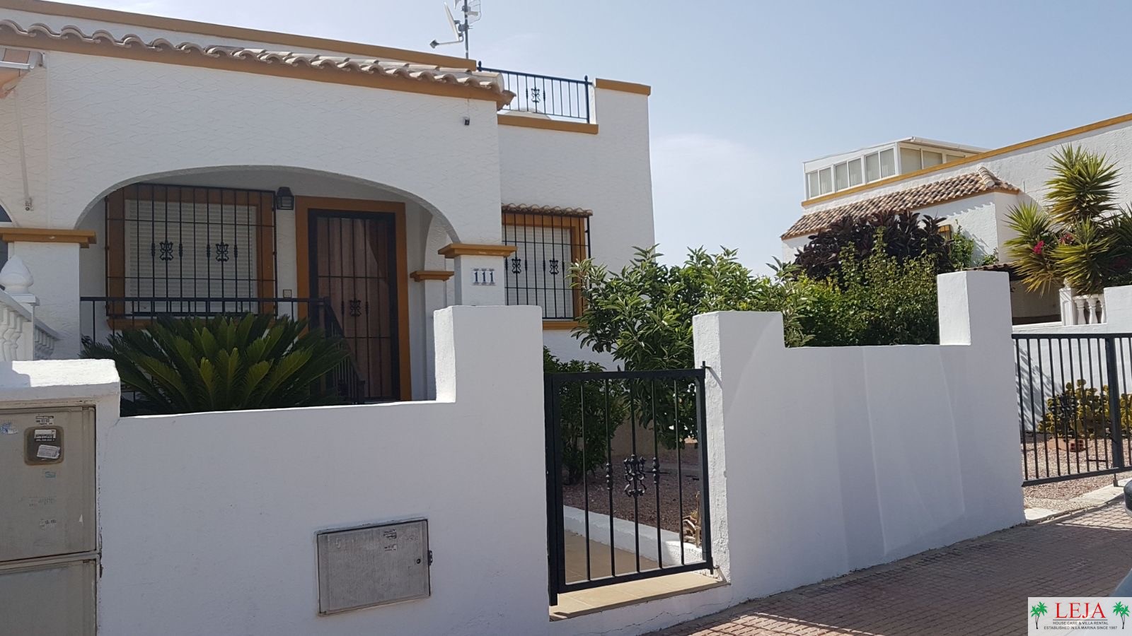 LJ00141 – A 3 Bedroom Quad property located within a 5 minutes walk to the commercial areas