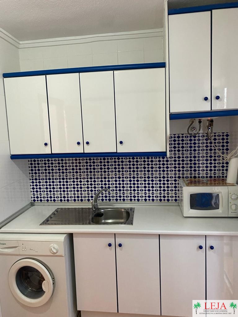 LJ00101 – A Beautifully presented 3 bedroom,1 bathroom Quad property offering a modern furnishings, large solarium with glazed in summer house