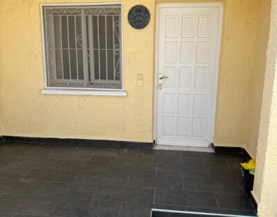 LJ00131 – A cozy Modernised “Rosita” style property with 2 bedrooms, 1 bathroom